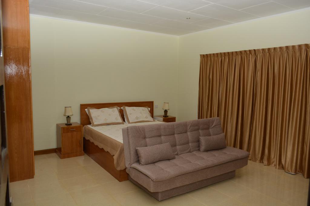 Sunset View Self Catering Apartment Anse Boileau Ruang foto