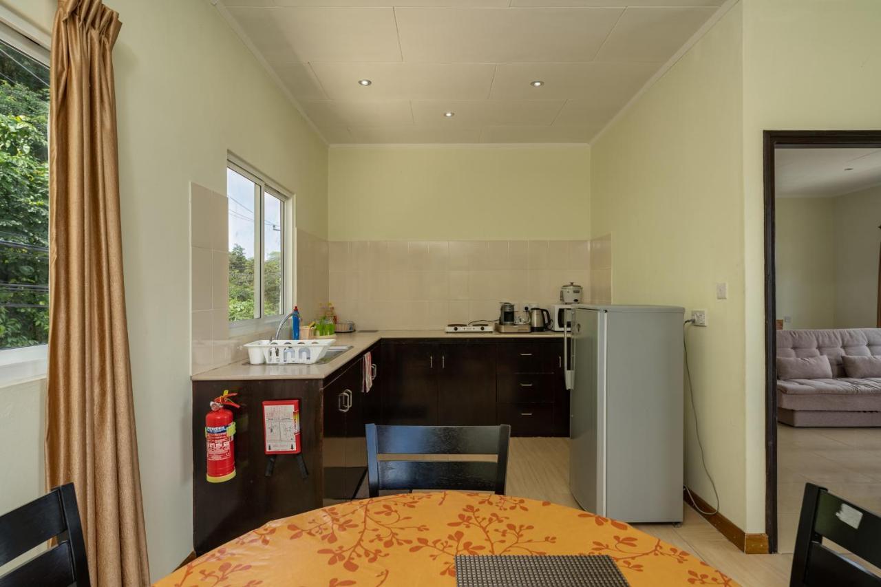 Sunset View Self Catering Apartment Anse Boileau Bagian luar foto